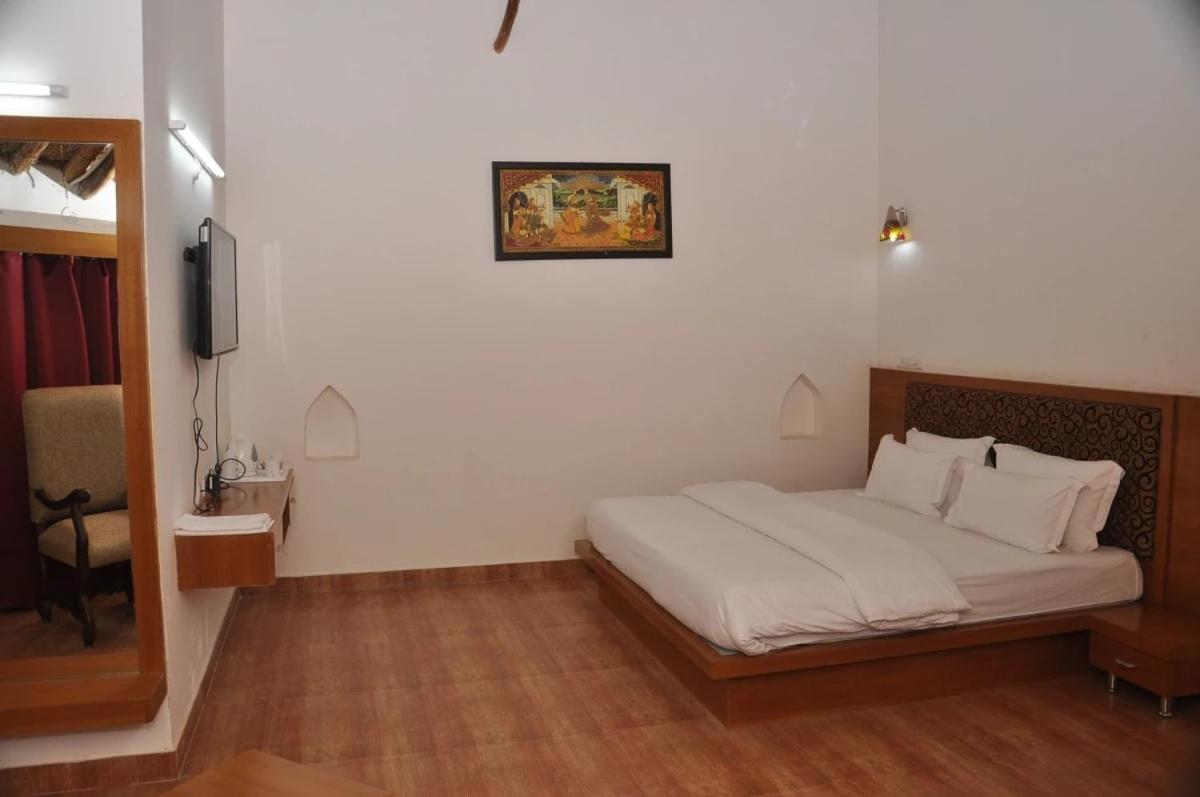 Neelkanth'S Bagar Inn Resort Jhunjhunu エクステリア 写真